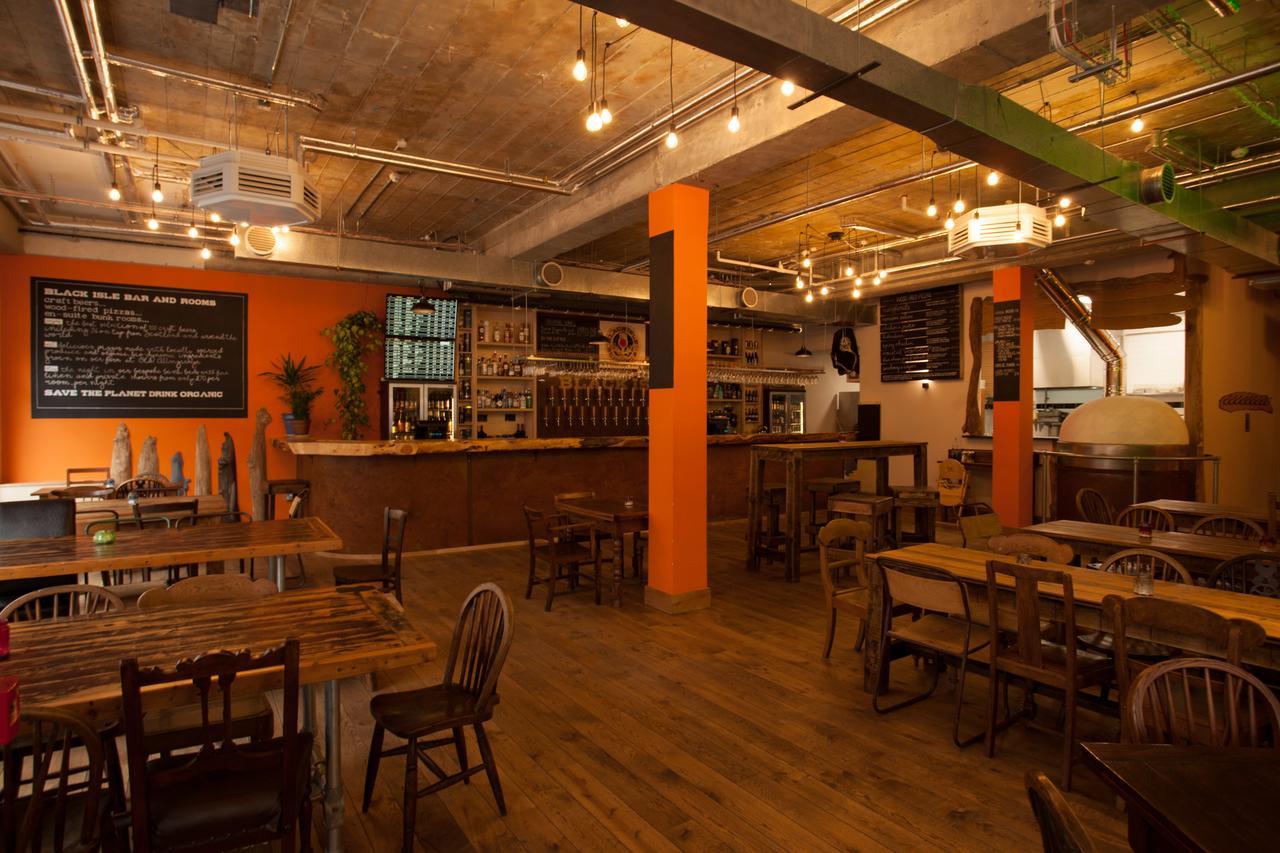 Black Isle Bar & Rooms Inverness Exterior photo